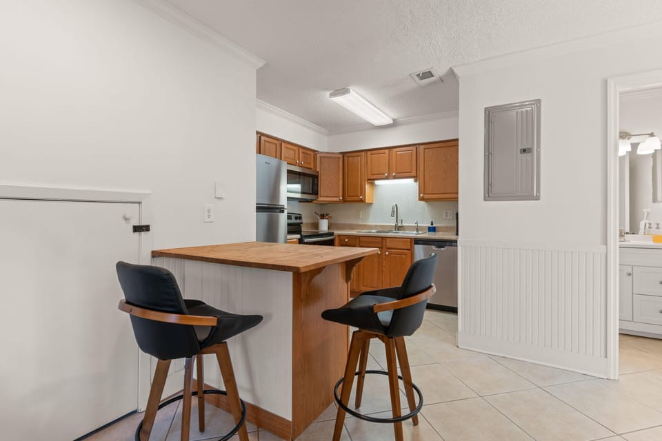 Inviting breakfast bar