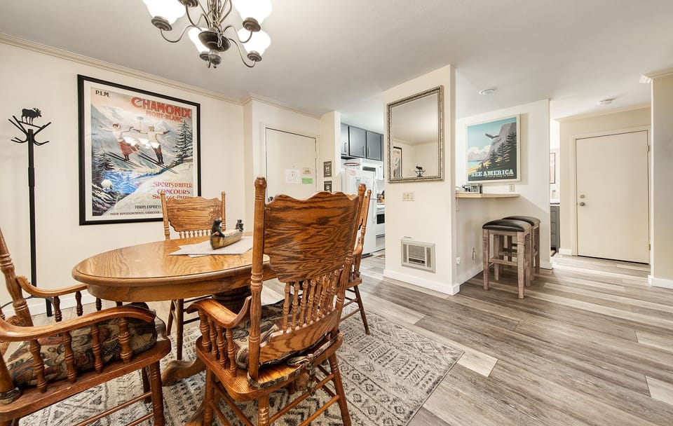 Open floor plan.