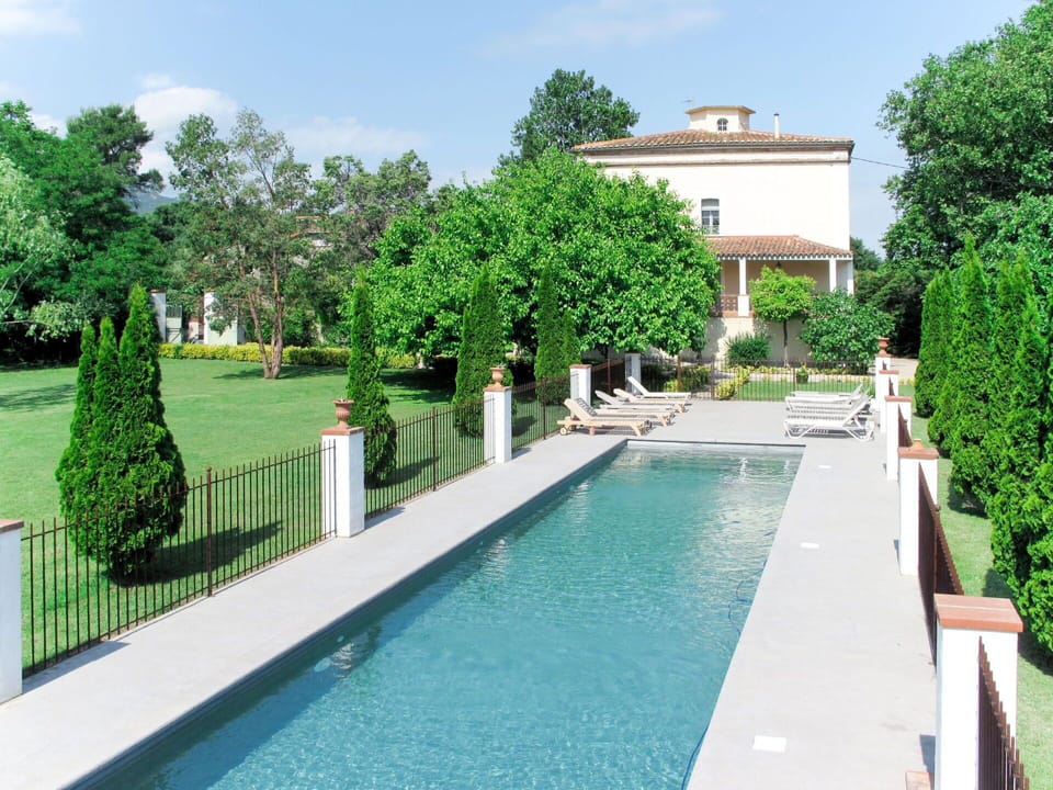 Property, Reflecting Pool, Building, Estate, Swimming Pool, Real Estate, Water, House, Tree, Architecture