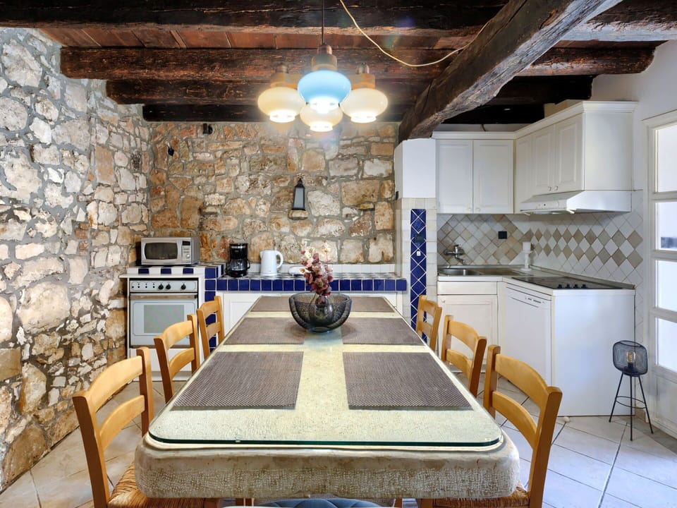 Furniture, Property, Table, Chair, Interior Design, Building, Wood, Flooring, Floor, House