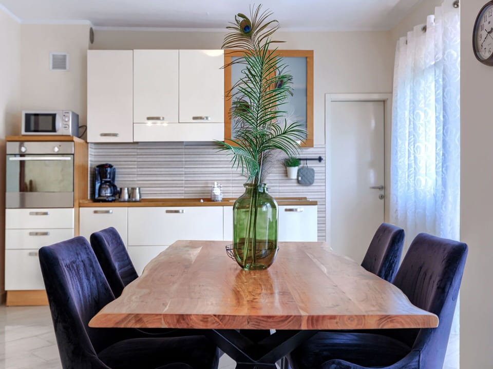 Property, Furniture, Table, White, Plant, Azure, Wood, Flowerpot, Chair, Building
