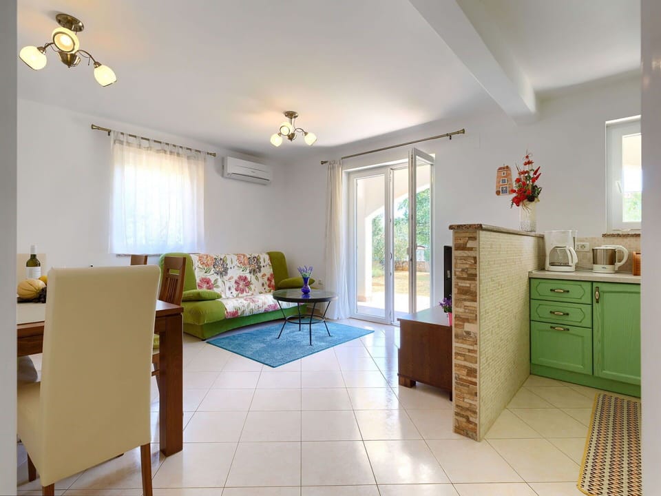 Furniture, Property, Green, Cabinetry, Window, Wood, Lighting, Interior Design, Table