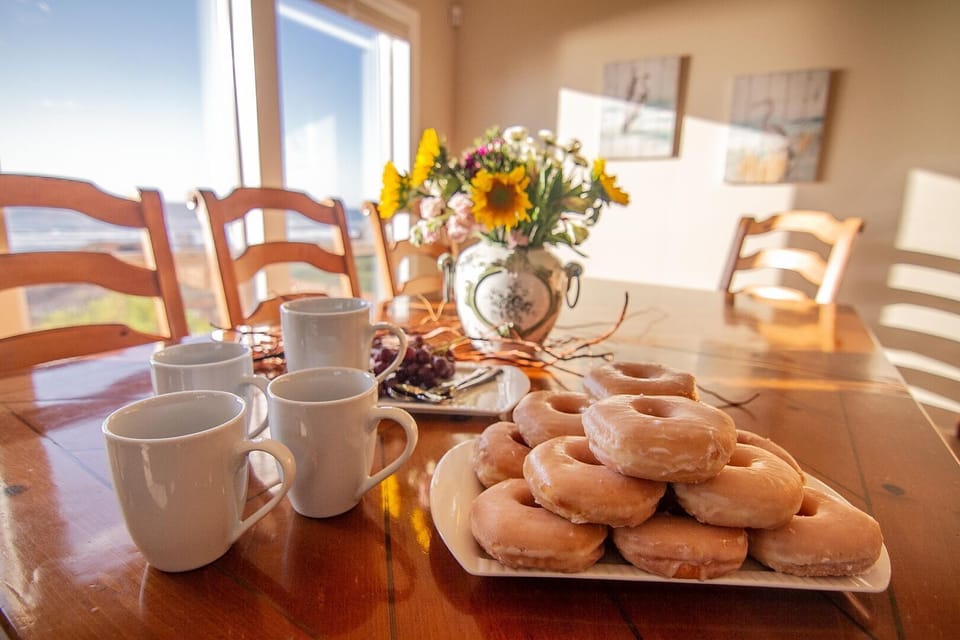 Gather your family for morning coffee and doughnuts.
