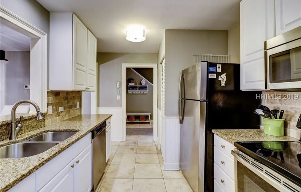 Updated Kitchen. Both Keurig and standard coffee makers. Stackable washer/dryer.