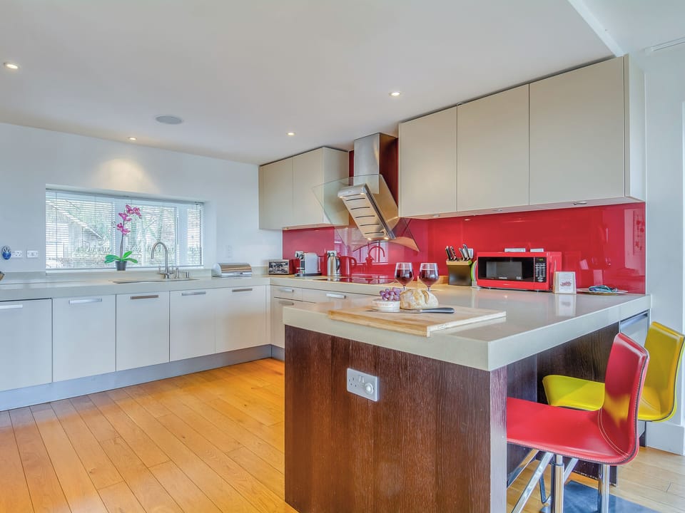 Well appointed kitchen | Otters View, Somerford Keynes, near Cirencester
