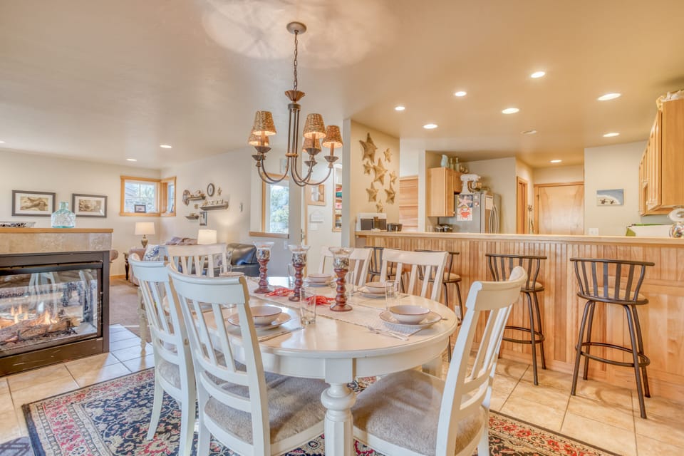 Dining Area with view of the Kitchen