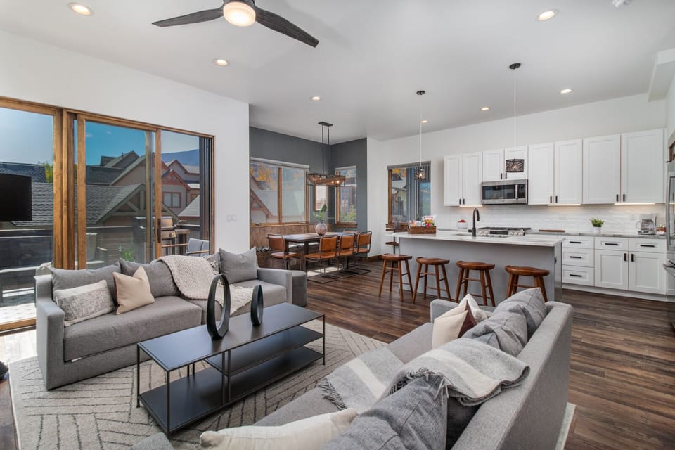 Living Room, Kitchen & Dining Area.