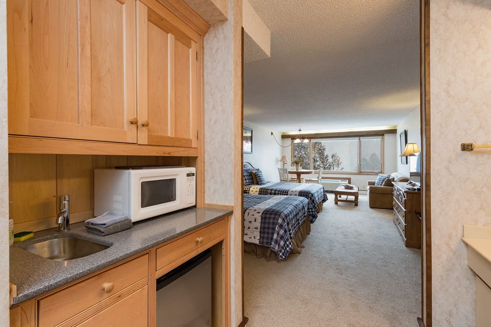 Kitchenette