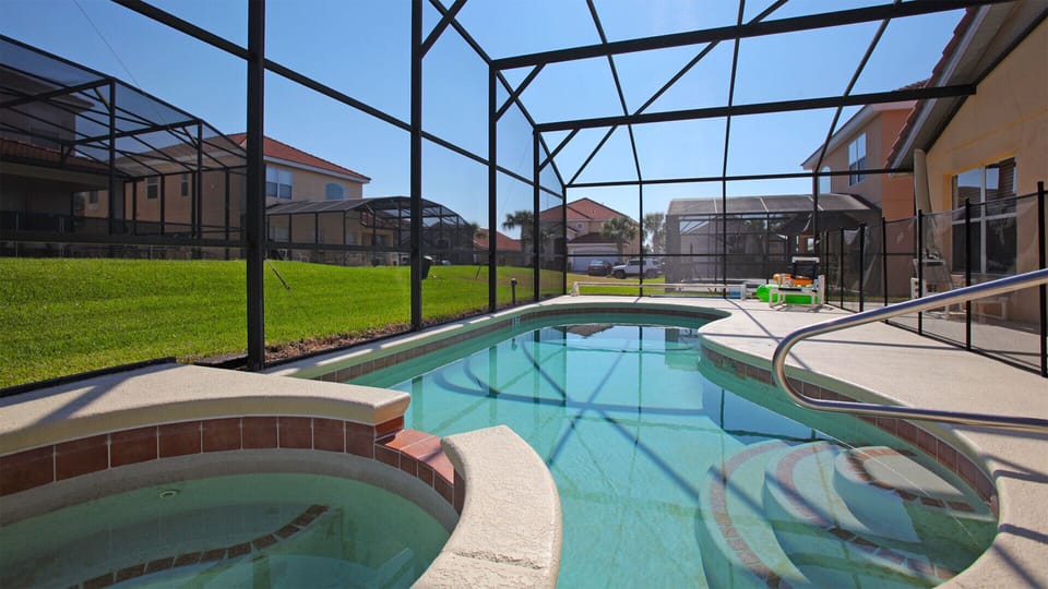 Orlando Solana Villa Welcomes You