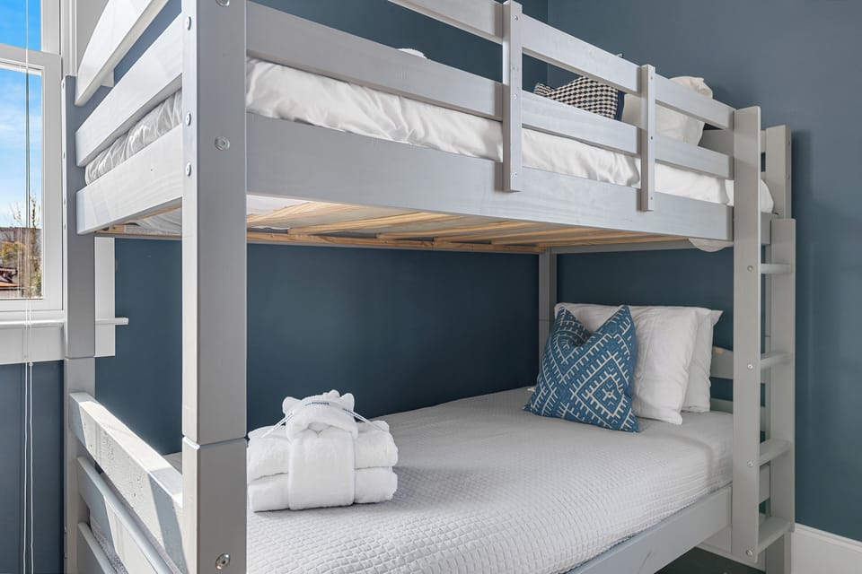 upstairs bunk bedroom