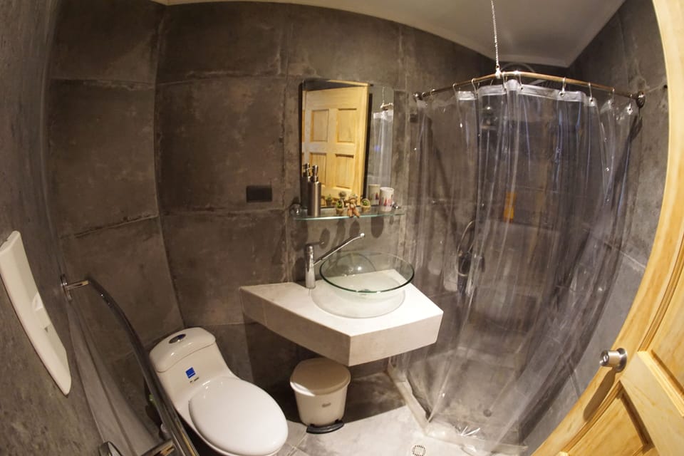 Baño en suite pieza 3