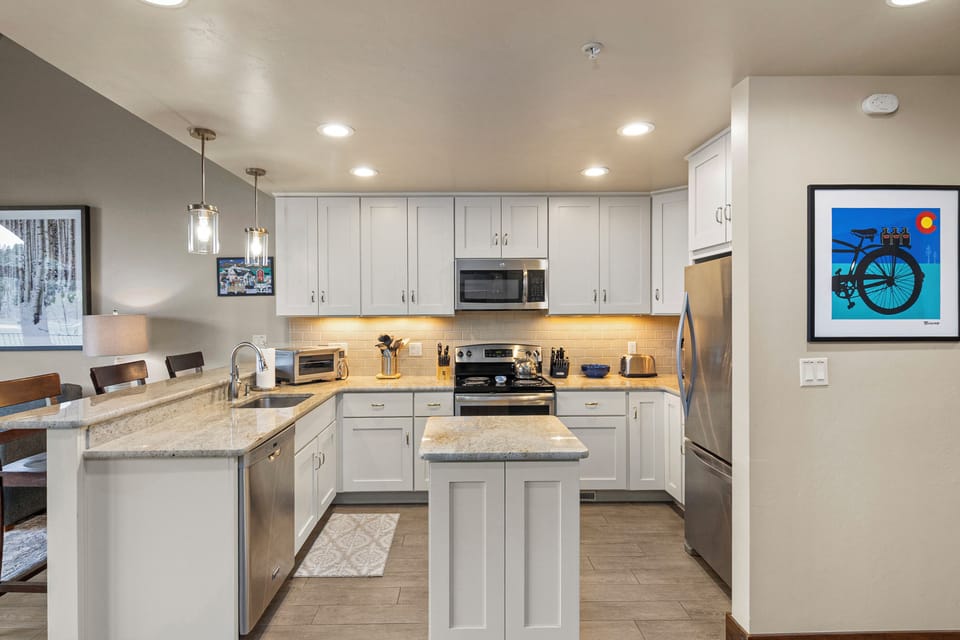 Full Kitchen