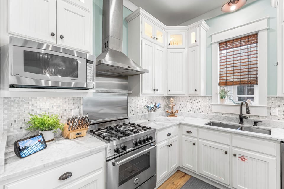 Spacious Kitchen