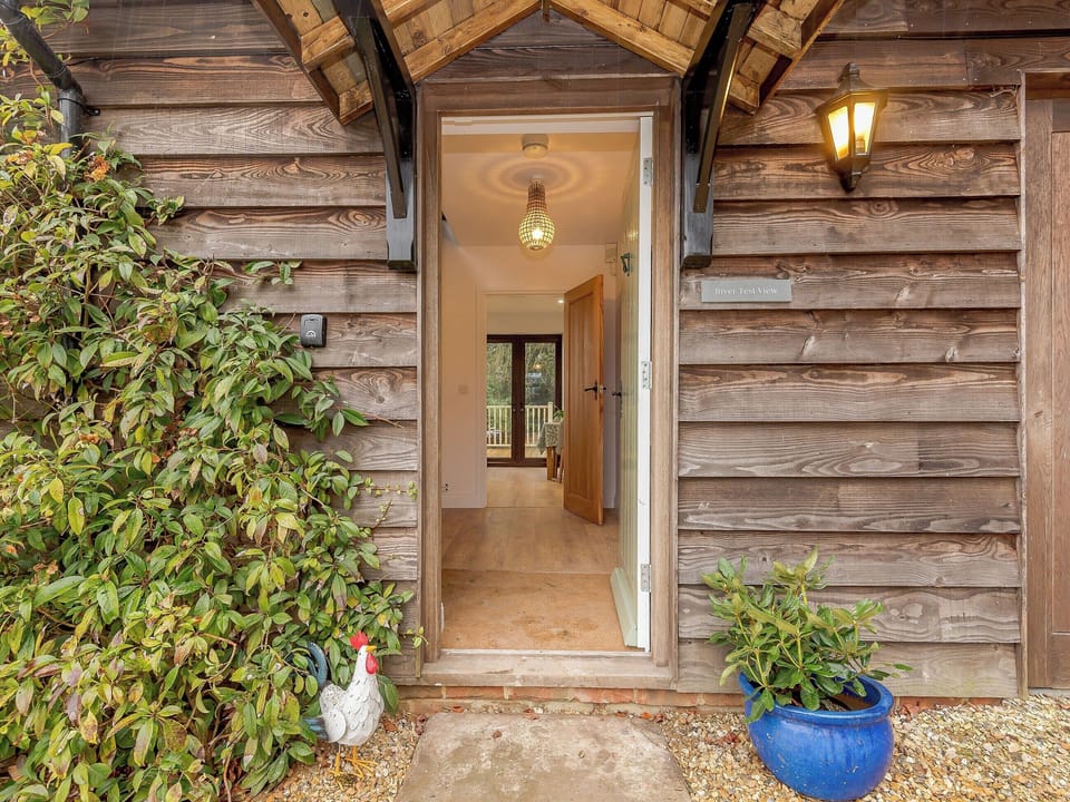 Exterior | River Test View, Wherwell