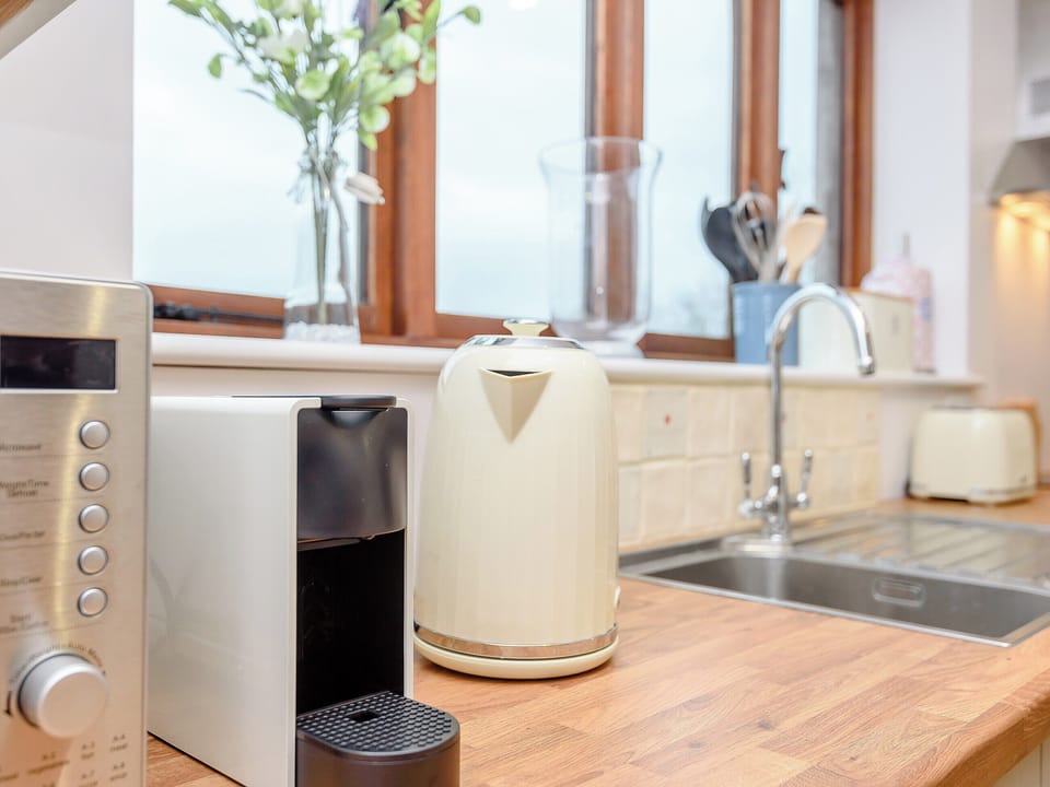 Kitchen/diner | River Test View, Wherwell