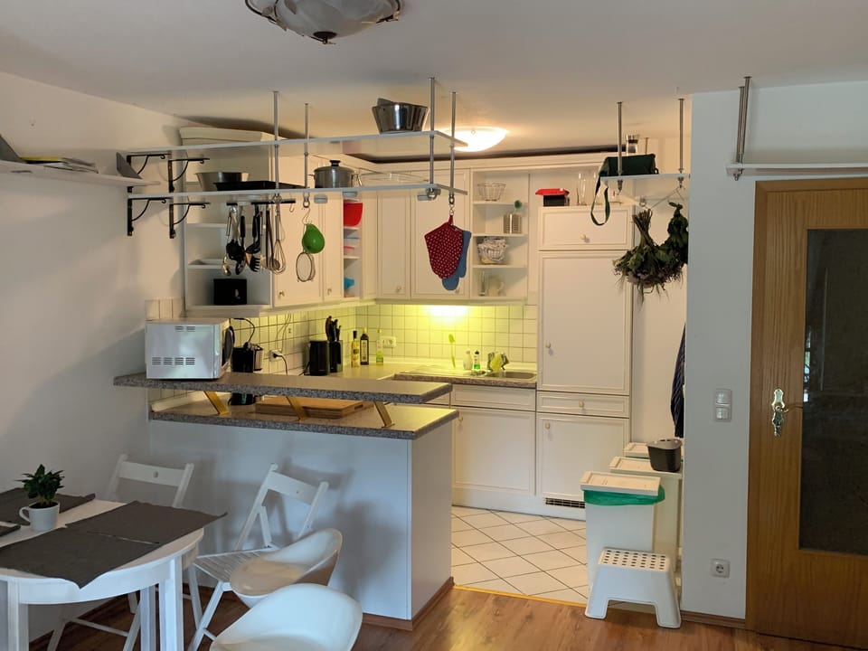 Kitchen (2)