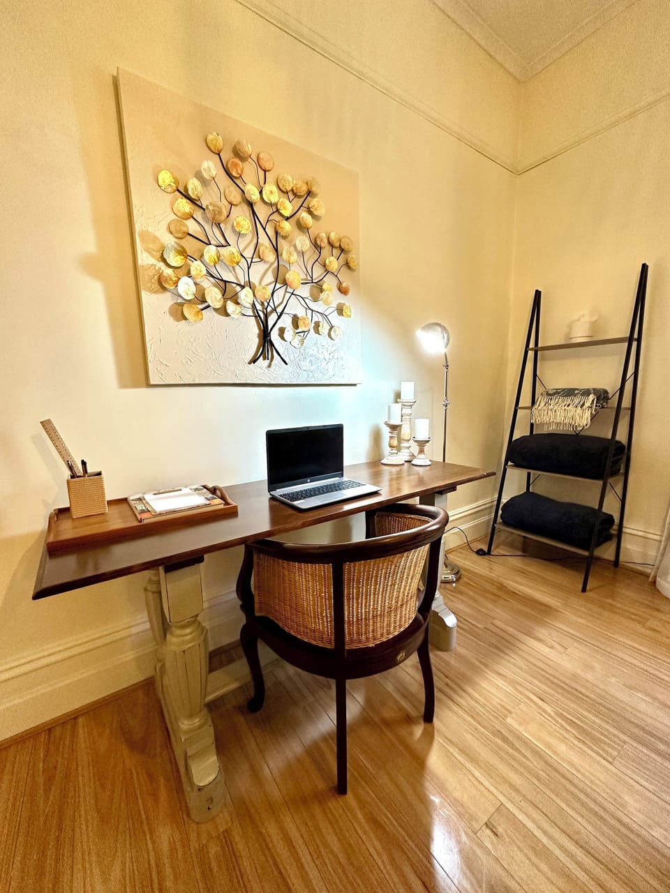STUDY DESK