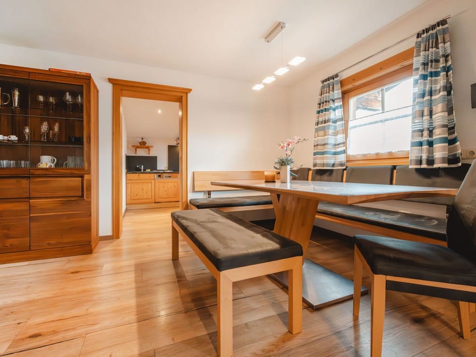 Furniture, Flooring, Interior Design, Floor, Wood Flooring, Wood, Table, Ceiling, Lighting, Room