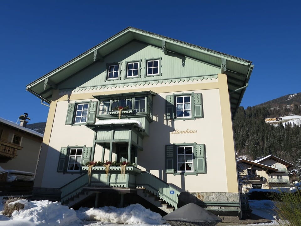Sky, Building, Window, House, Snow, Slope, Cottage, Siding, Tree, Facade