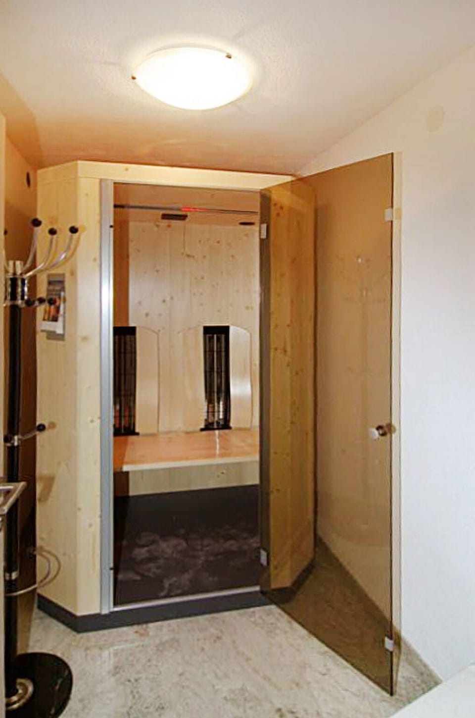 Room, Property, Door, Floor, Building, Interior Design, House, Ceiling, Architecture, Real Estate
