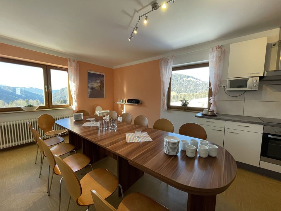 Table, Furniture, Property, Chair, Countertop, Window, Tableware, Wood, Cabinetry, Interior Design