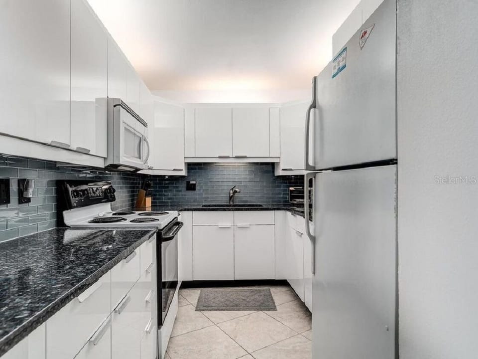 Modern kitchen with granite