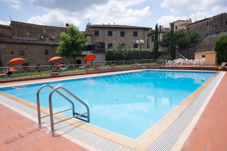 Holiday Home Swimming Pool