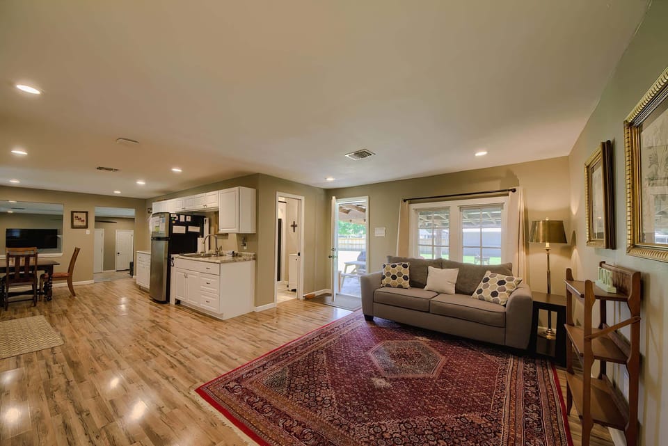 2nd living space right off the kitchen and convenient to guest bathroom