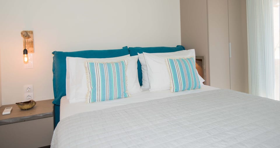 Bedroom with Queen size bed