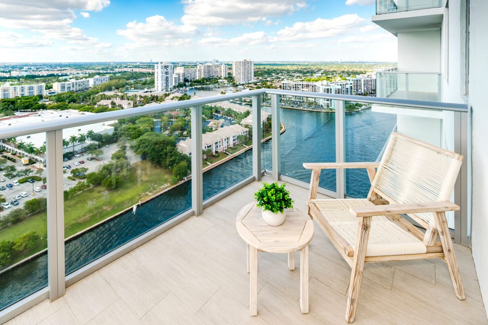 Majestic view of the Intracoastal Waterway!