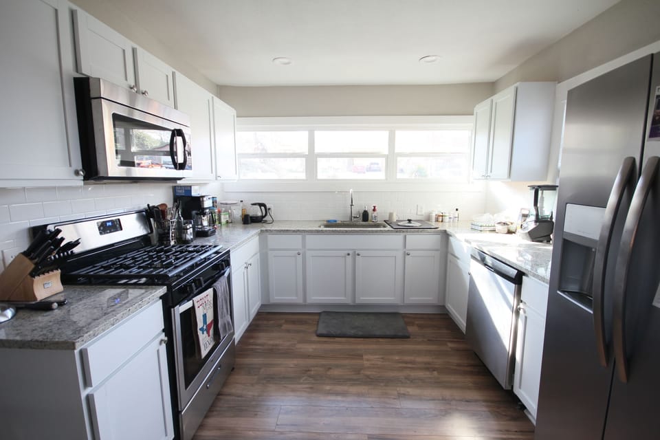 Full-sized kitchen with everything you need to cook any meal. 