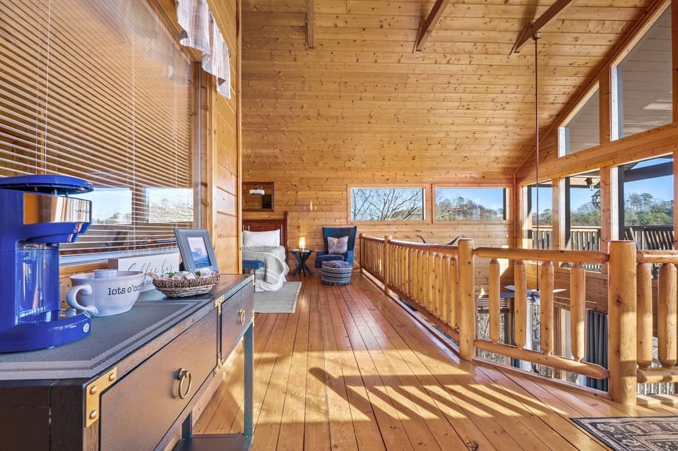 Grab your coffee in the loft and head out to the deck for sunrise.