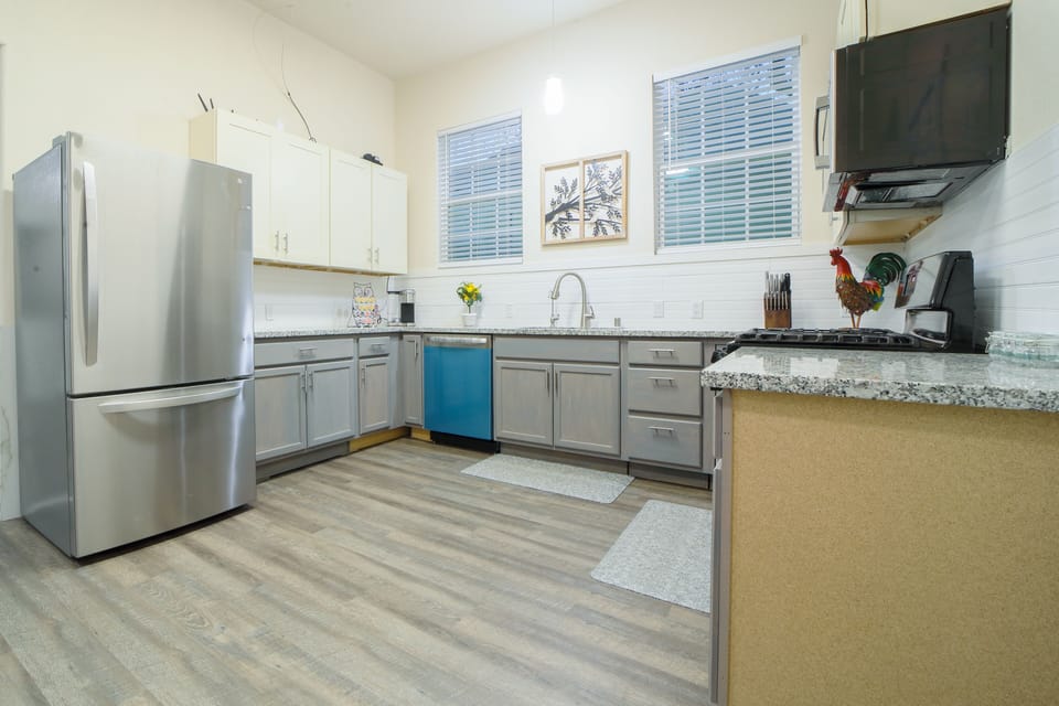 Full kitchen where you can cook your favorite meals