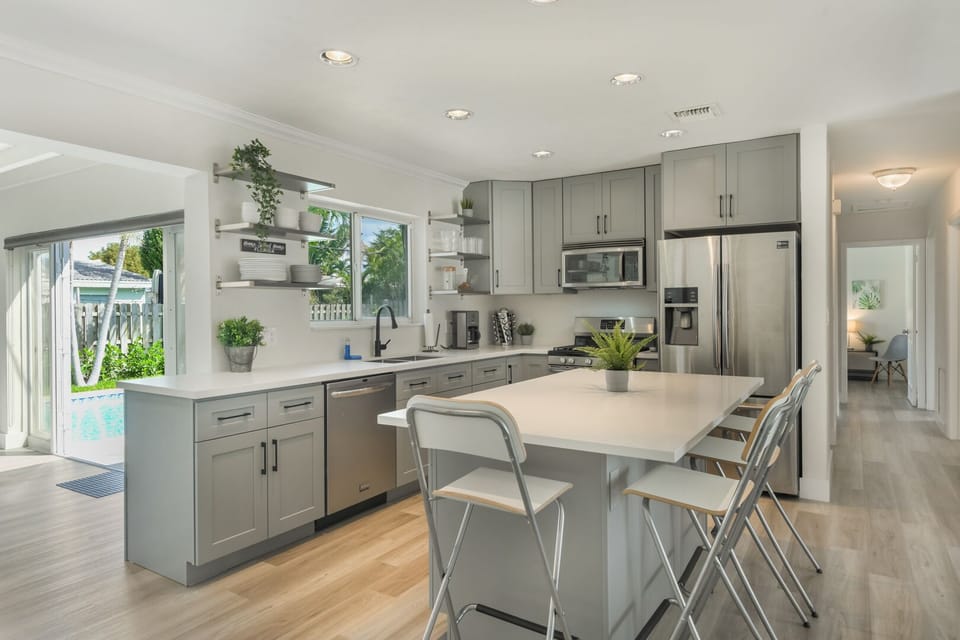Fully equipped open kitchen for gathering or meal preparation