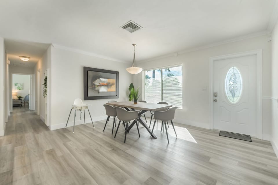 Open Dining room 