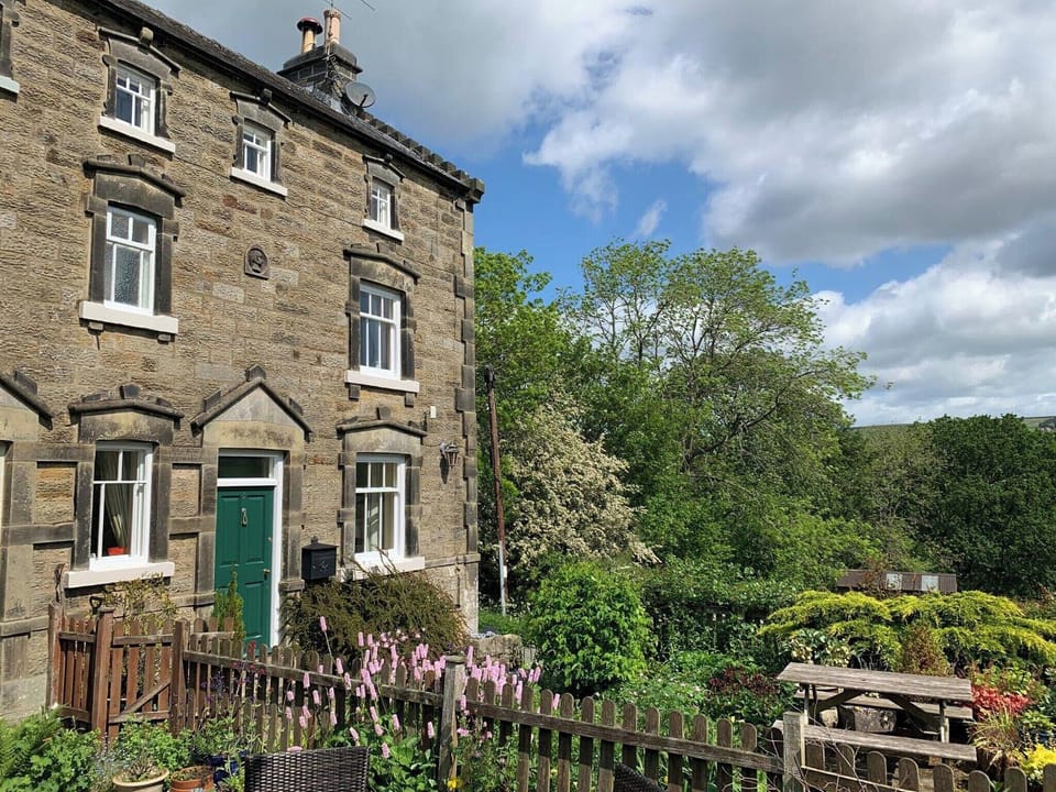 Charming holiday home | Primrose Villa, Rosedale Abbey, near Pickering