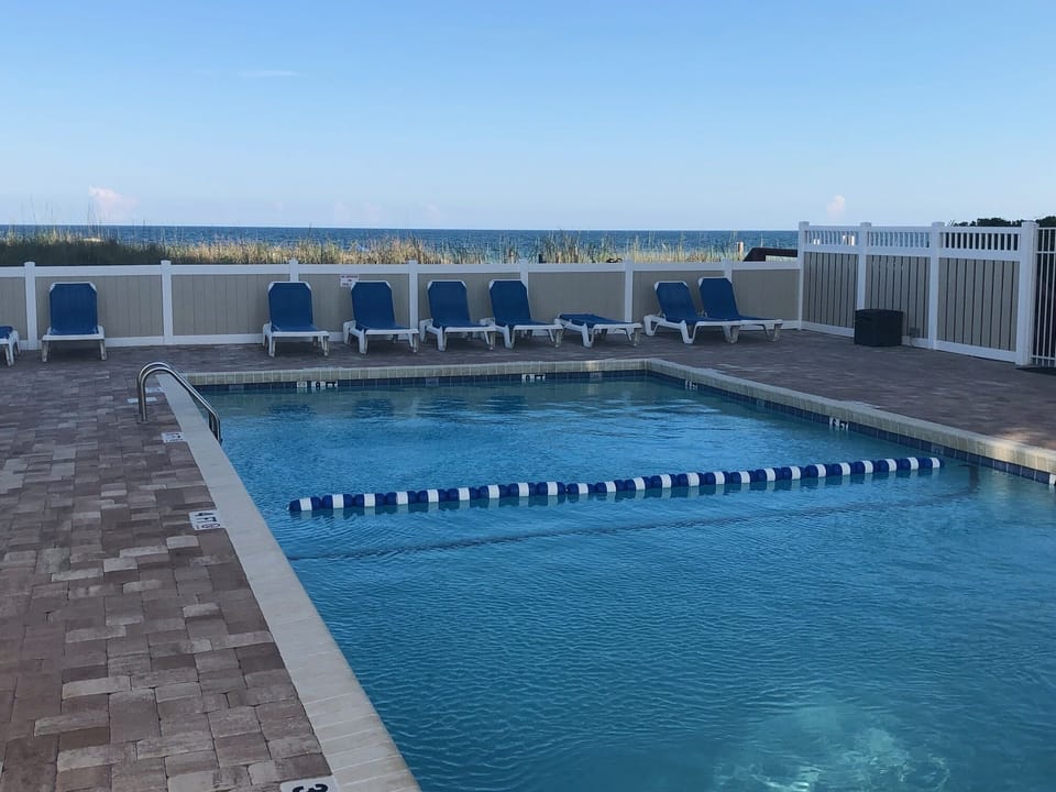 Beach-side Large Private Pool