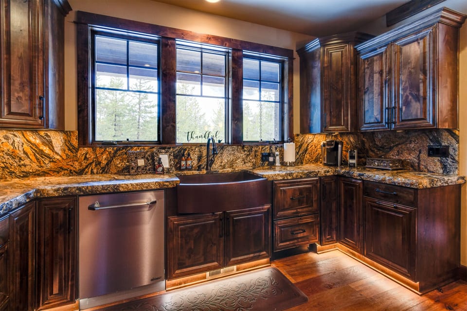 Kitchen - Main Level