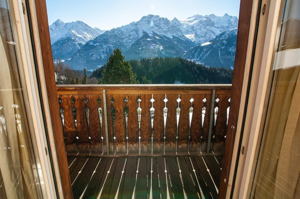 Exit to balcony 1st floor