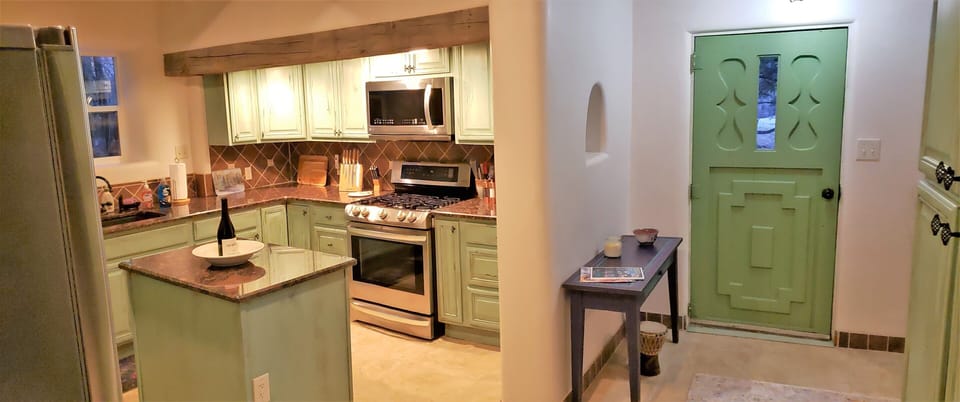 Front entrance & Kitchen