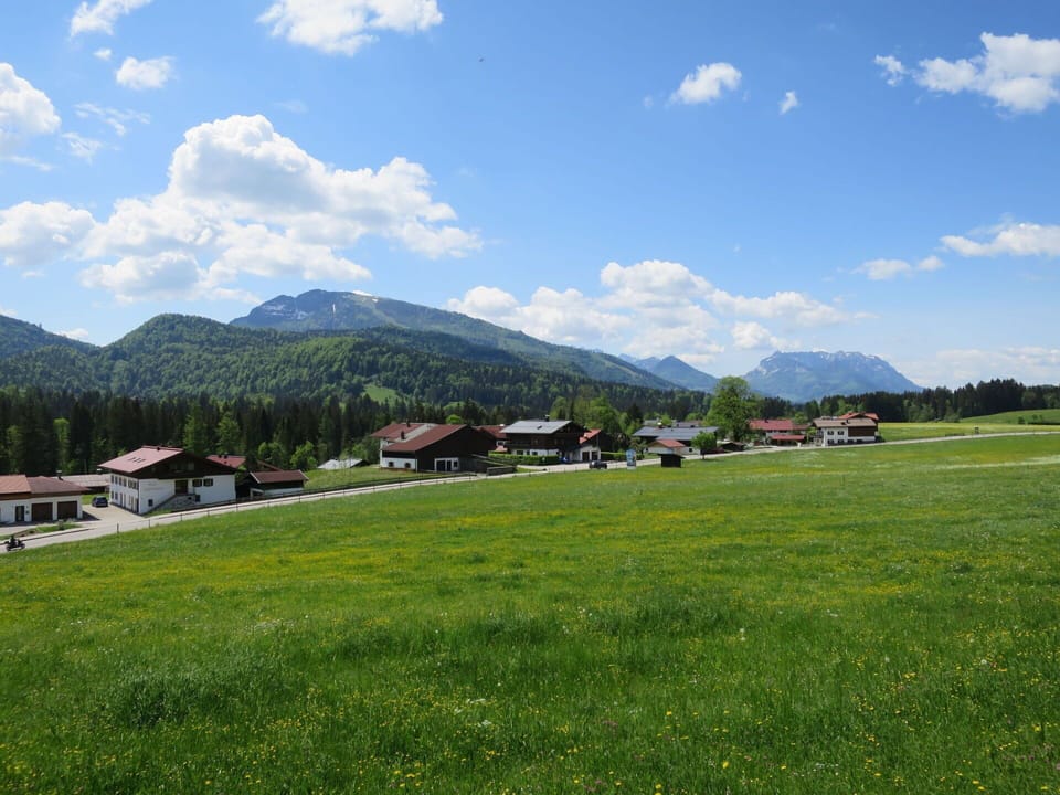 Cloud, Sky, Mountain, Plant, Natural Landscape, Tree, Land Lot, House, Cumulus, Grass