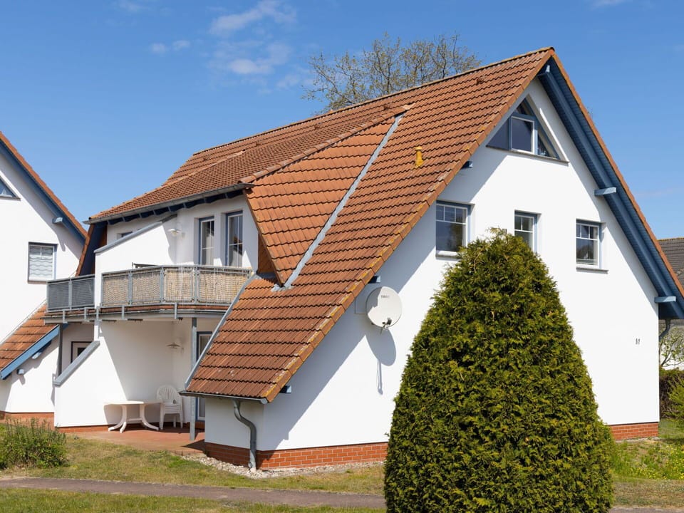 Building, Window, House, Home, Roof, Residential Area, Facade, Cottage, Urban Design, Siding