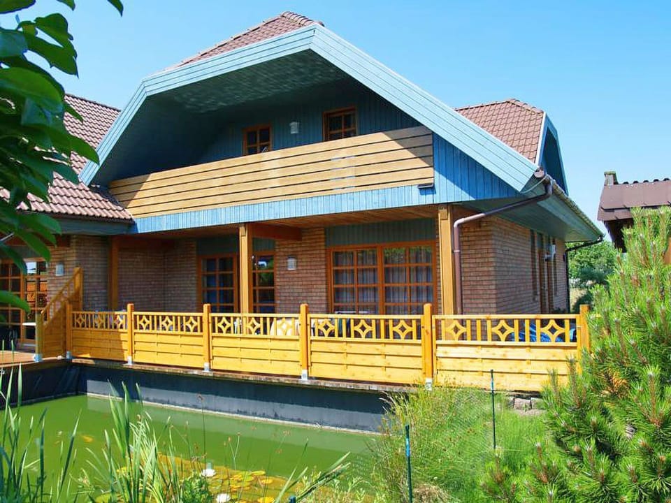 House, Home, Property, Building, Cottage, Real Estate, Roof, Siding, Architecture, Porch