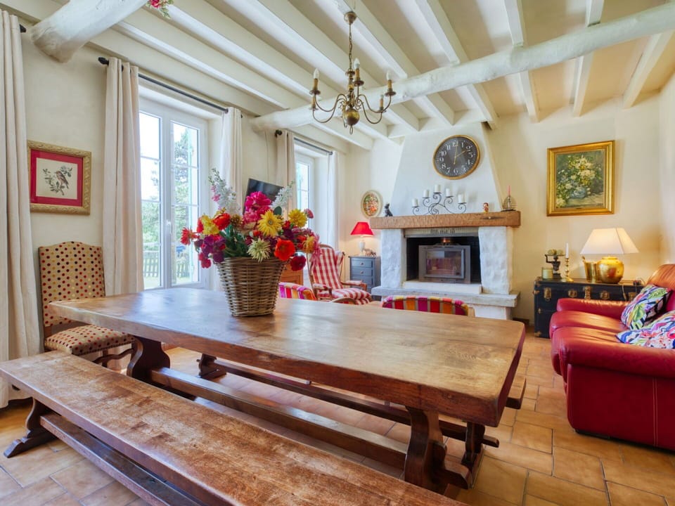 Flower, Furniture, Property, Table, Couch, Wood, Decoration, Orange, Interior Design, Picture Frame