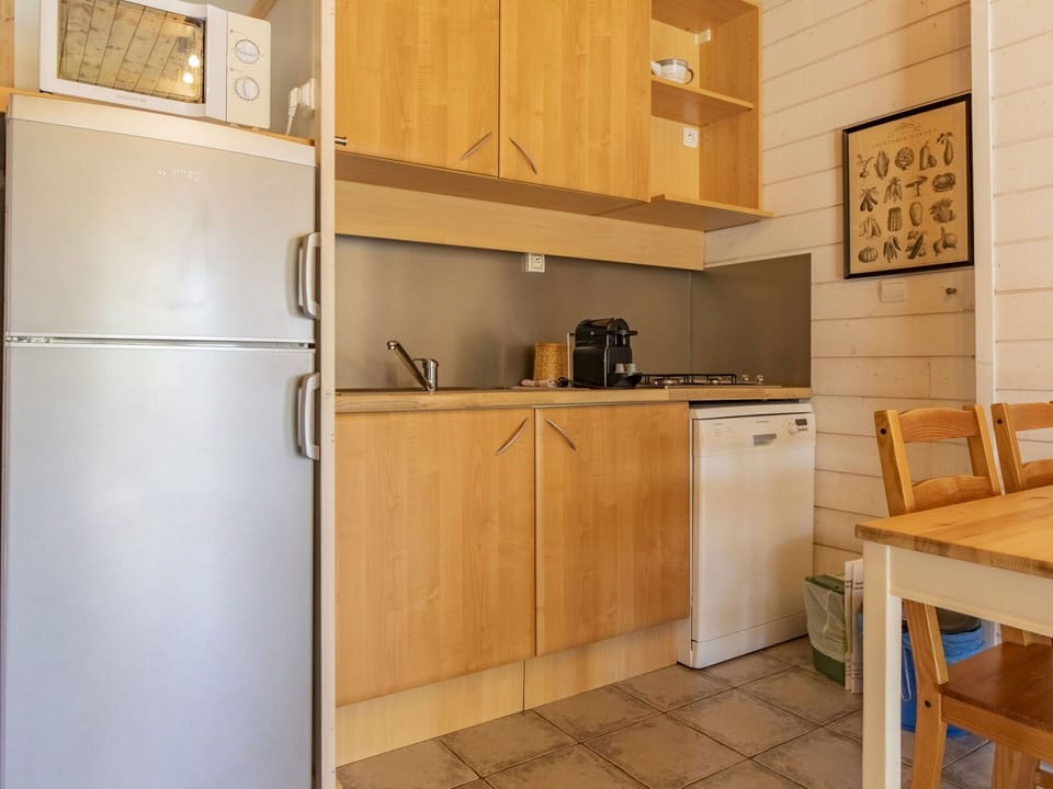 Kitchen, Major Appliance, Flooring, Countertop, Interior Design, Wood, Furniture, Floor, Kitchen Appliance, Cabinetry