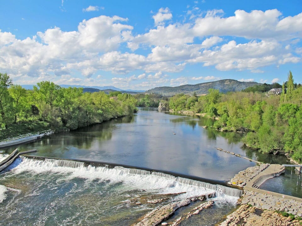 Furniture, Cabinetry, Property, Table, Tableware, Interior Design, Dishware, Wood, Countertop, Drawer