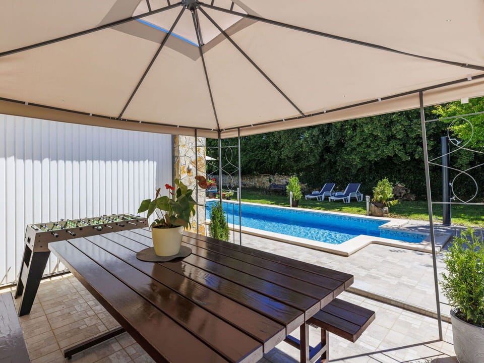 Outdoor Furniture, Furniture, Chair, Shade, Outdoor Table, Table, Kitchen & Dining Room Table, Patio, Garden, Outdoor Structure