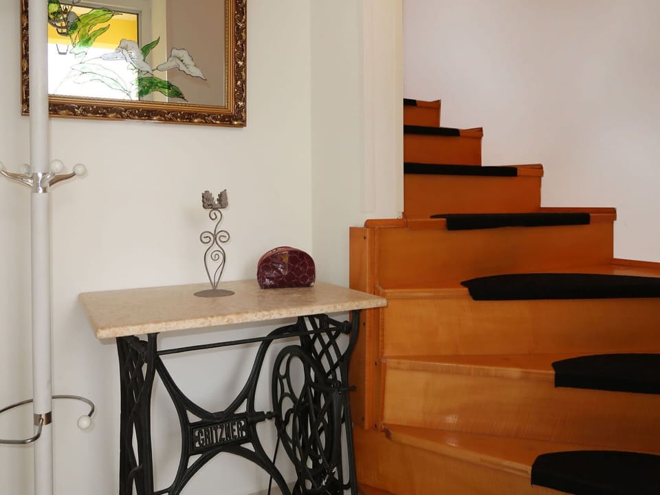 Table, Picture Frame, Rectangle, Wood, Interior Design, Flooring, Shelving, Wood Stain, Floor, Hardwood
