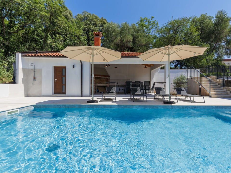 Swimming Pool, Water, Outdoor Furniture, Resort, Furniture, Umbrella, Composite Material, Chair, Sunlounger, Eco Hotel