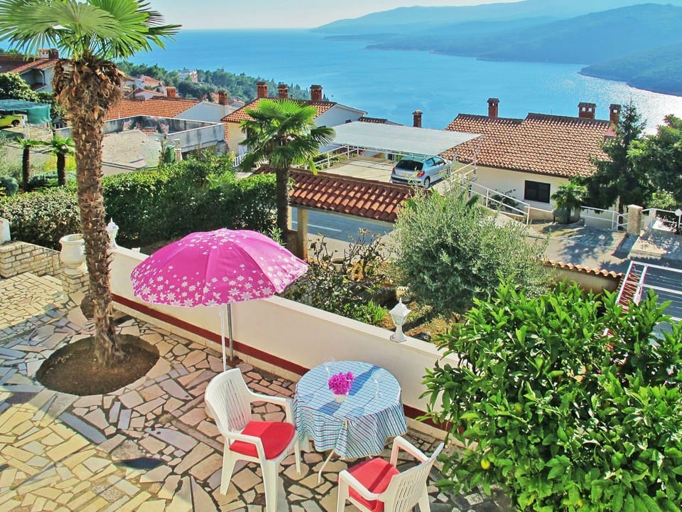 Property, Umbrella, Vacation, House, Tourism, Resort, Real Estate, Summer, Apartment, Tree